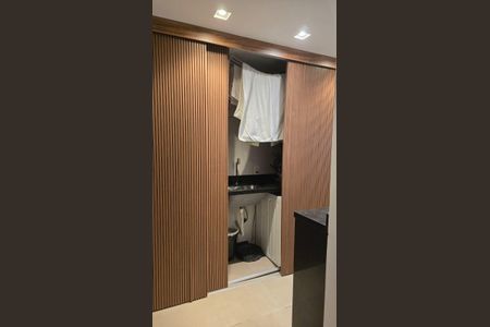 Apartamento à venda com 95m², 2 quartos e 2 vagasÁrea de Serviço