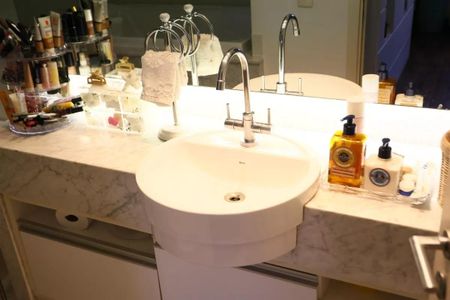 Apartamento à venda com 126m², 3 quartos e 3 vagasBanheiro 