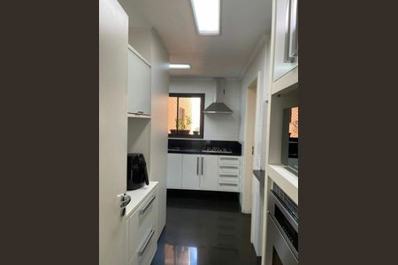 Apartamento à venda com 220m², 4 quartos e 4 vagas