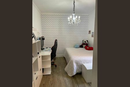 Apartamento à venda com 220m², 4 quartos e 4 vagas