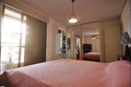 Apartamento à venda com 220m², 4 quartos e 4 vagas
