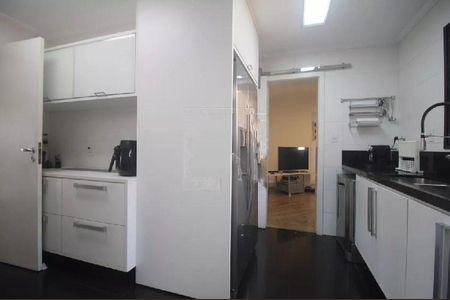 Apartamento à venda com 220m², 4 quartos e 4 vagas