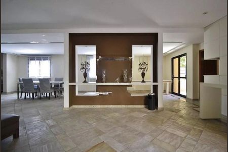 Apartamento à venda com 220m², 4 quartos e 4 vagas