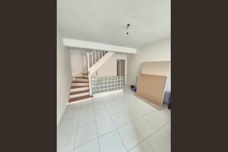 Foto 02 de casa para alugar com 2 quartos, 85m² em Ipiranga, São Paulo