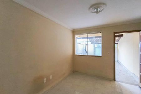 Sala de casa para alugar com 2 quartos, 100m² em Guaratiba, Rio de Janeiro