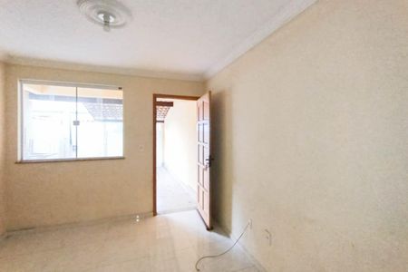 Casa para alugar com 100m², 2 quartos e 1 vaga Casa para alugar com 100m², 2 quartos e 1 vagaSala