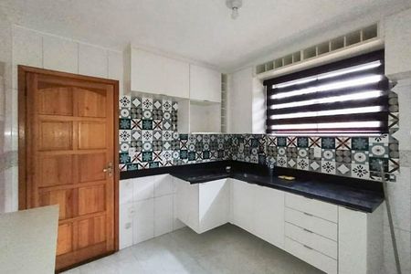 Casa para alugar com 100m², 2 quartos e 1 vaga Casa para alugar com 100m², 2 quartos e 1 vagaCozinha