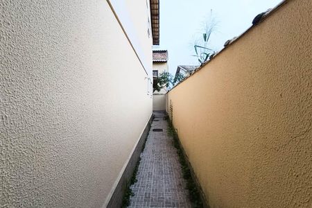 Casa para alugar com 100m², 2 quartos e 1 vaga Casa para alugar com 100m², 2 quartos e 1 vagaCorredor