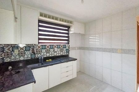 Casa para alugar com 100m², 2 quartos e 1 vaga Casa para alugar com 100m², 2 quartos e 1 vagaCozinha