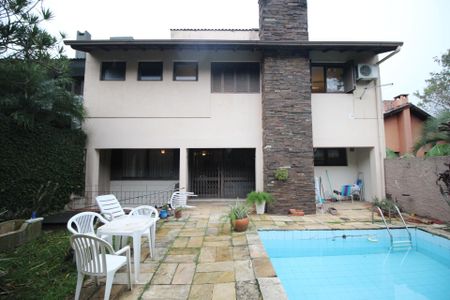 Casa à venda com 388m², 5 quartos e 3 vagasQuintal