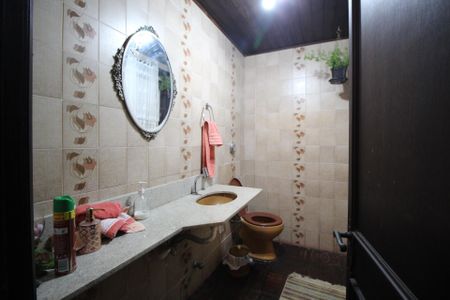 Casa à venda com 388m², 5 quartos e 3 vagasLavabo