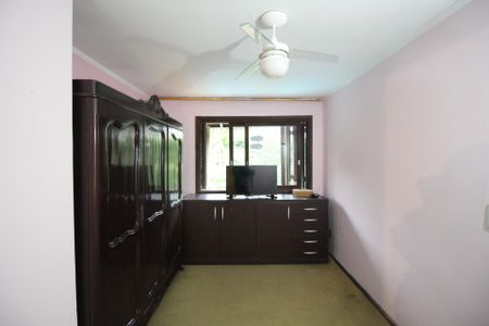 Casa à venda com 388m², 5 quartos e 3 vagasQuarto 4