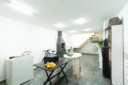 Casa para alugar com 95m², 2 quartos e 3 vagas