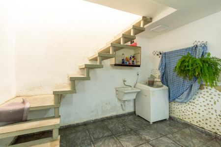 Casa para alugar com 95m², 2 quartos e 3 vagas
