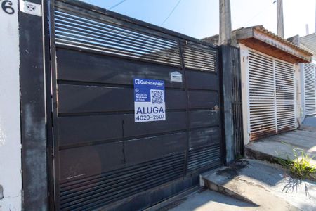 Casa para alugar com 95m², 2 quartos e 3 vagas