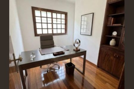 Foto 03 de casa para alugar com 5 quartos, 360m² em Floresta, Belo Horizonte