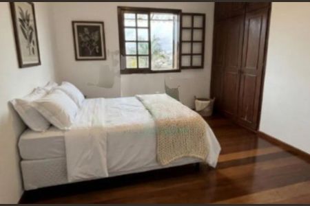 Foto 06 de casa para alugar com 5 quartos, 360m² em Floresta, Belo Horizonte