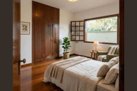 Foto 02 de casa para alugar com 5 quartos, 360m² em Floresta, Belo Horizonte