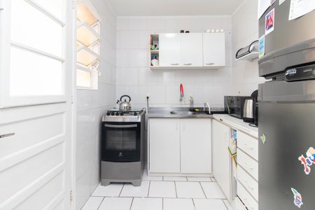 Apartamento à venda com 64m², 2 quartos e sem vaga Apartamento à venda com 64m², 2 quartos e sem vagaCozinha e Área de Serviço