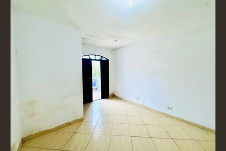 Casa para alugar com 70m², 2 quartos e 2 vagasQuarto 2