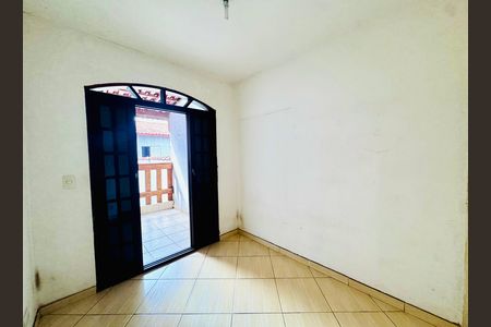 Casa para alugar com 70m², 2 quartos e 2 vagasQuarto 1