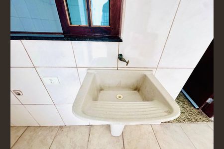 Casa para alugar com 70m², 2 quartos e 2 vagasÁrea de Serviço