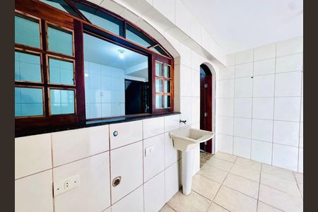 Casa para alugar com 70m², 2 quartos e 2 vagasÁrea de Serviço