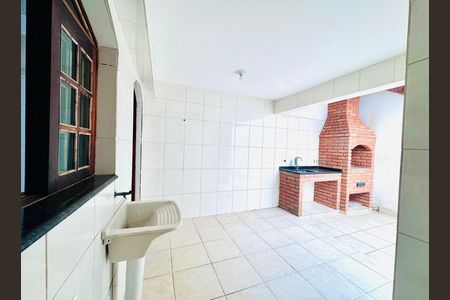 Casa para alugar com 70m², 2 quartos e 2 vagasÁrea de Serviço