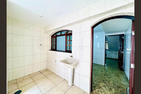 Casa para alugar com 70m², 2 quartos e 2 vagasÁrea de Serviço