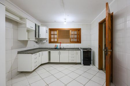Casa à venda com 202m², 3 quartos e 3 vagas Casa à venda com 202m², 3 quartos e 3 vagasCozinha
