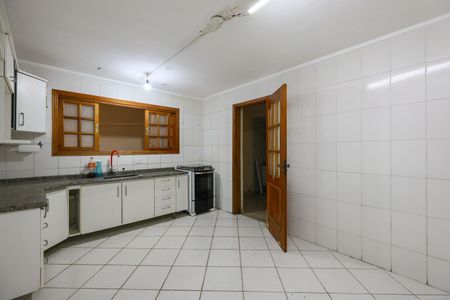 Casa à venda com 202m², 3 quartos e 3 vagas Casa à venda com 202m², 3 quartos e 3 vagasCozinha