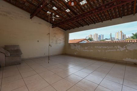 Casa à venda com 202m², 3 quartos e 3 vagas Casa à venda com 202m², 3 quartos e 3 vagasÁrea externa