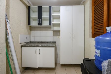 Casa à venda com 202m², 3 quartos e 3 vagas Casa à venda com 202m², 3 quartos e 3 vagasÁrea de Serviço