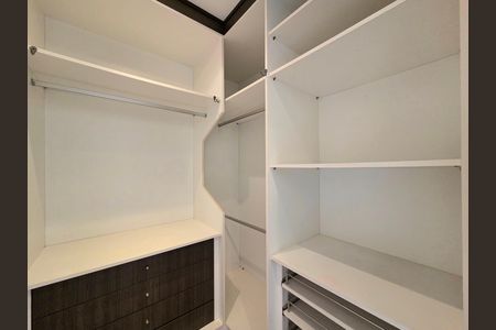 Apartamento para alugar com 72m², 1 quarto e 1 vagaCloset da suíte