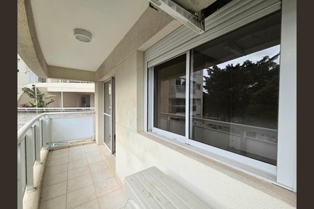 Apartamento para alugar com 72m², 1 quarto e 1 vagaVaranda