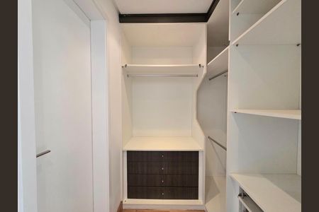 Apartamento para alugar com 72m², 1 quarto e 1 vagaCloset da suíte