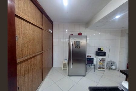 Cozinha de casa à venda com 2 quartos, 170m² em Vila Carlos de Campos, São Paulo