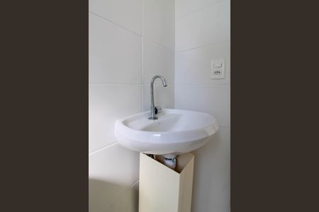 Apartamento para alugar com 46m², 2 quartos e 1 vaga Apartamento para alugar com 46m², 2 quartos e 1 vagaBanheiro