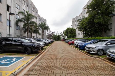 Apartamento para alugar com 46m², 2 quartos e 1 vaga Apartamento para alugar com 46m², 2 quartos e 1 vagaEstacionamento