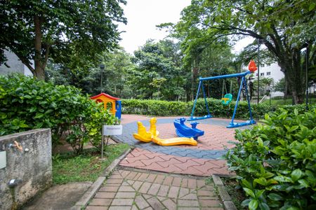 Apartamento para alugar com 46m², 2 quartos e 1 vaga Apartamento para alugar com 46m², 2 quartos e 1 vagaPlayground