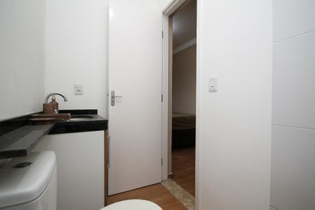Casa de condomínio para alugar com 86m², 3 quartos e 2 vagasBanheiro Suíte