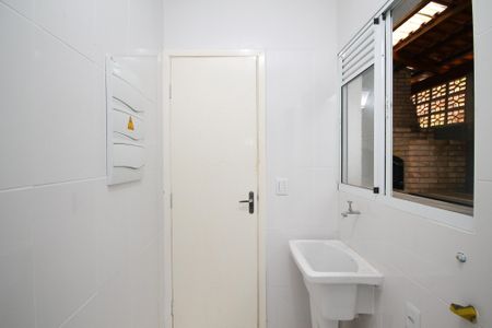 Casa de condomínio para alugar com 86m², 3 quartos e 2 vagasLavanderia