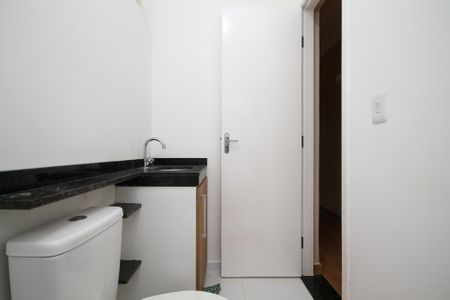 Casa de condomínio para alugar com 86m², 3 quartos e 2 vagasBanheiro
