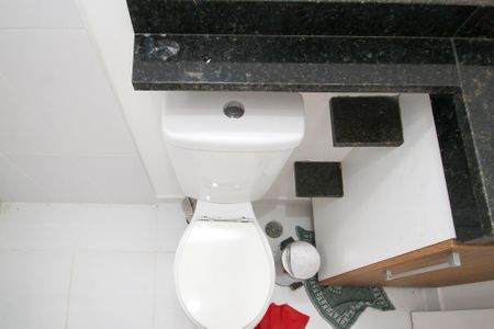 Casa de condomínio para alugar com 86m², 3 quartos e 2 vagasBanheiro
