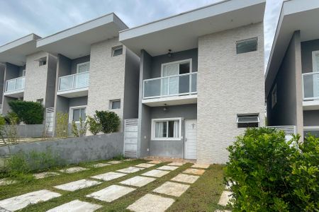 Casa de condomínio para alugar com 86m², 3 quartos e 2 vagasFachada Casa