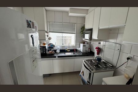 Apartamento à venda com 73m², 3 quartos e 2 vagas Apartamento à venda com 73m², 3 quartos e 2 vagasCozinha