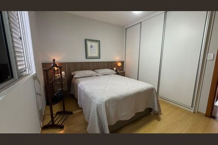 Apartamento à venda com 73m², 3 quartos e 2 vagas Apartamento à venda com 73m², 3 quartos e 2 vagasSuíte