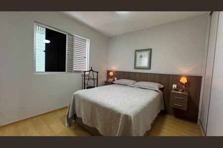 Apartamento à venda com 73m², 3 quartos e 2 vagas Apartamento à venda com 73m², 3 quartos e 2 vagasSuíte