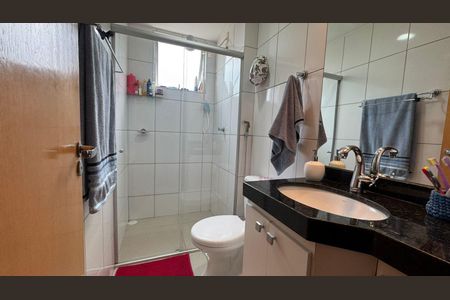 Apartamento à venda com 73m², 3 quartos e 2 vagas Apartamento à venda com 73m², 3 quartos e 2 vagasBanheiro Social