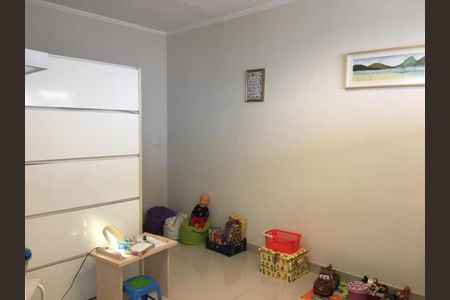 Foto 17 de casa à venda com 4 quartos, 122m² em Cambuí, Campinas